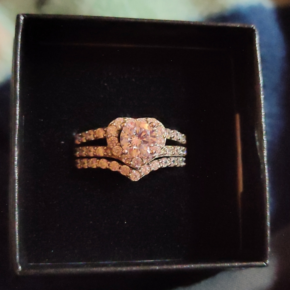 Size 9 2 Piece Wedding Set .925 Sterling Silver